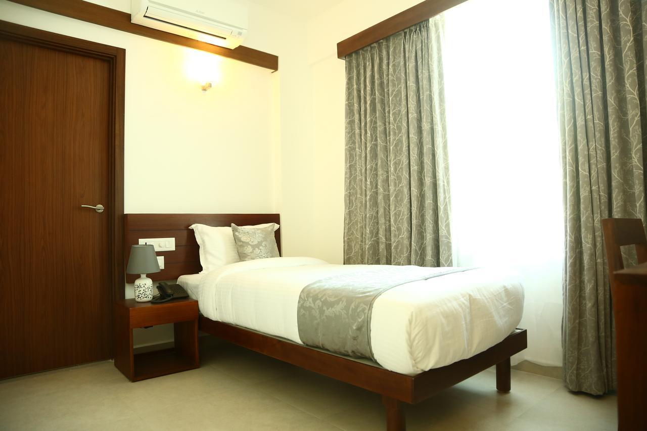 Niko Hotels Kochi Eksteriør bilde